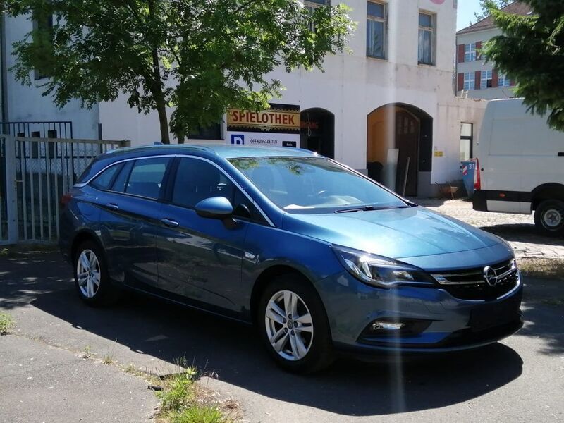 Gebraucht Opel Astra Innovation 110 PS (80 kW) 2016 Blau Kombi
