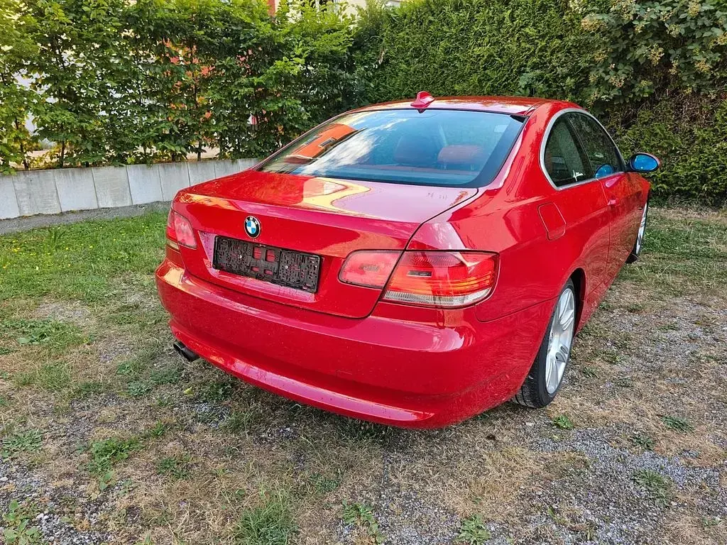 Gebraucht BMW 330 M Sport 272 PS (200 kW) 2007 Rot Coupé