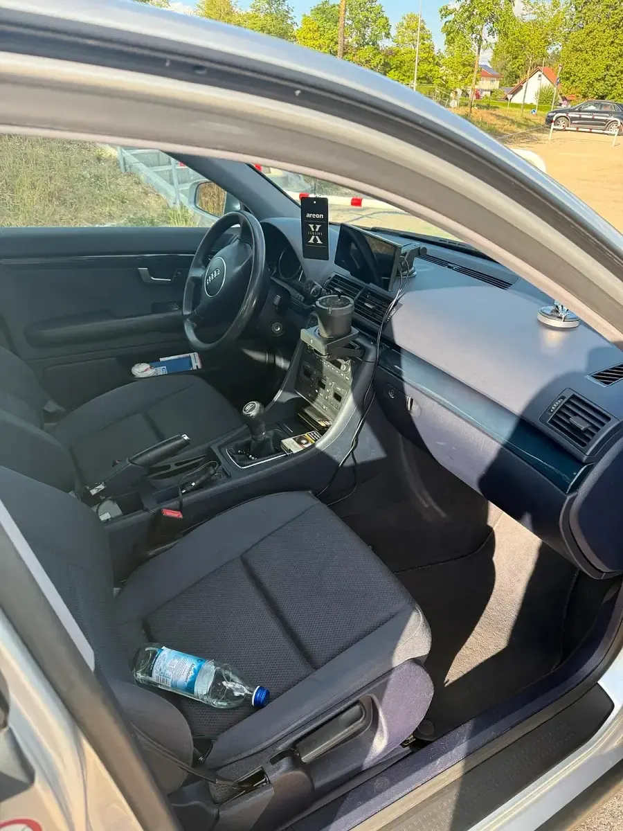 Gebraucht Audi A4 130 PS (95 kW) 2004 Silber Limousine