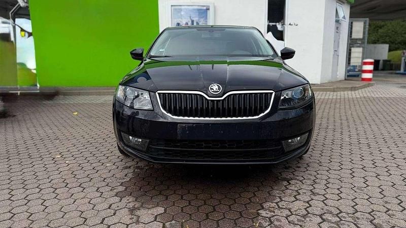 Gebraucht 2013 Skoda Octavia Elegance Limousine | 8.199 € (Guter Preis) - Bild 1/4