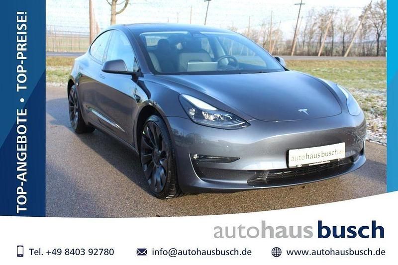 Silber Gebraucht 2022 Tesla Model 3 Performance Limousine | 39.980 € - Bild 1/4