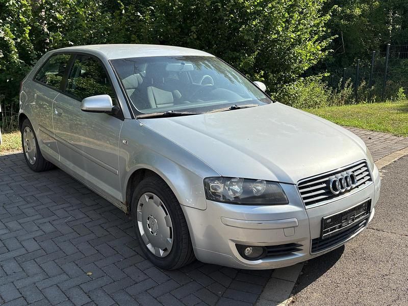 Silber Gebraucht 2004 Audi A3 Kleinwagen | 2.550 € (Fairer Preis) - Bild 1/4