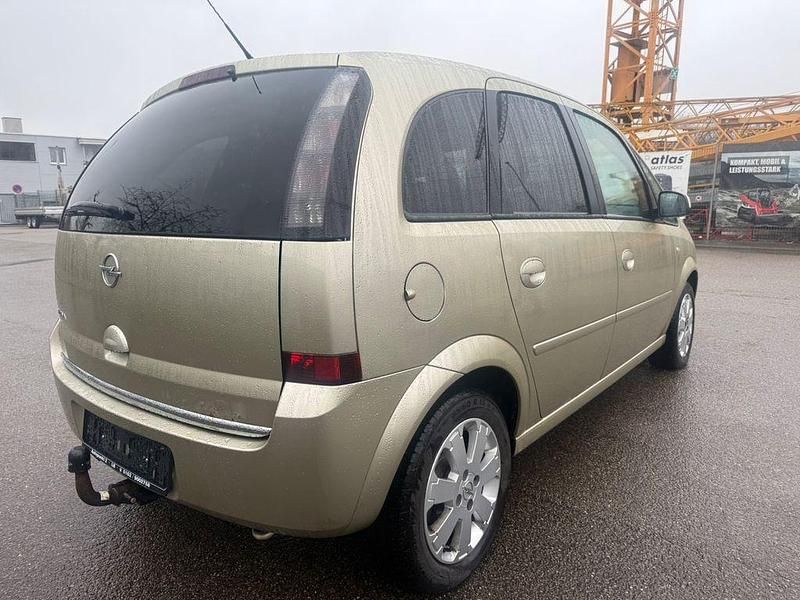 Gebraucht Opel Meriva 125 PS (91 kW) 2008 Gold Van / Kleinbus