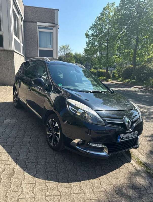 Gebraucht 2016 Renault Scénic III Bose Edition Van / Kleinbus | 6.999 € (Fairer Preis) - Bild 1/4