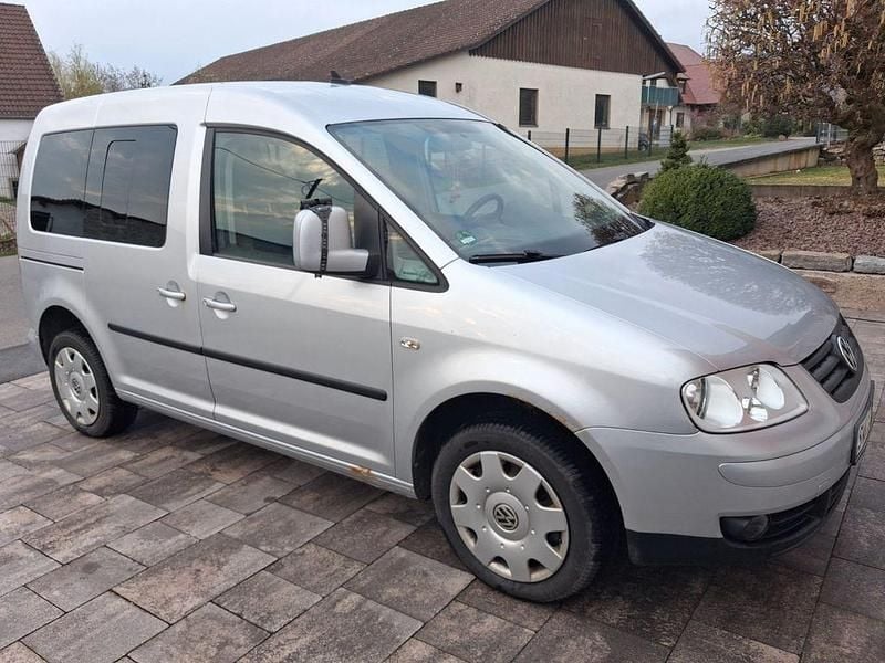 Gebraucht VW Caddy Life 140 PS (102 kW) 2009 Silber Van / Kleinbus
