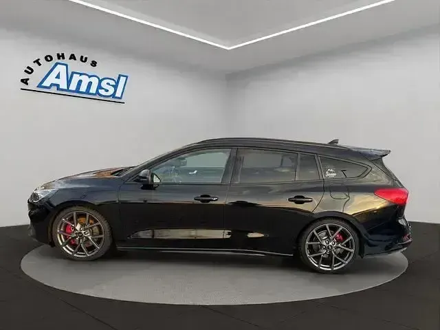 Używany Ford Focus ST 280 KM (205 kW) 2020 Czarny Kombi