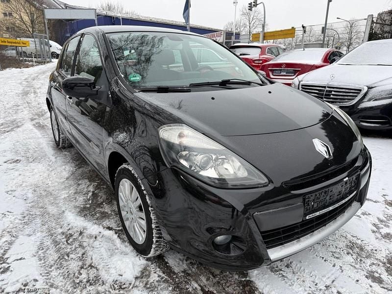 Gebraucht Renault Clio III Dynamique 75 PS (55 kW) 2010 Other Kleinwagen