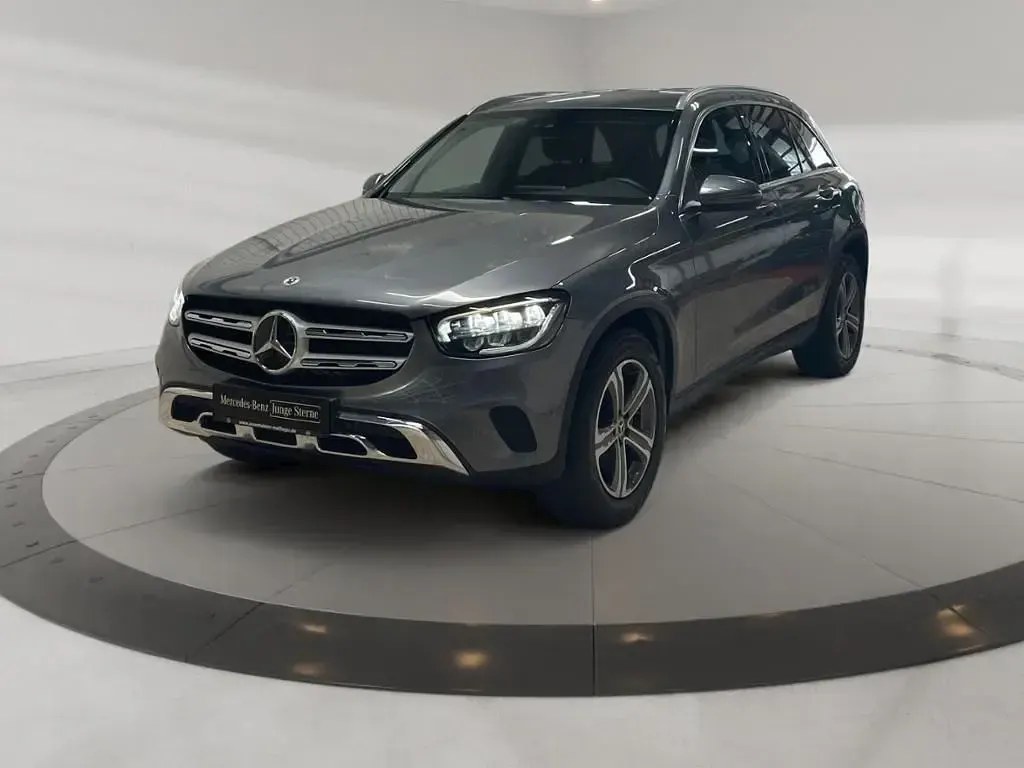 Gebraucht Mercedes GLC220 Exclusive 194 PS (142 kW) 2022 Selenitgrau SUV