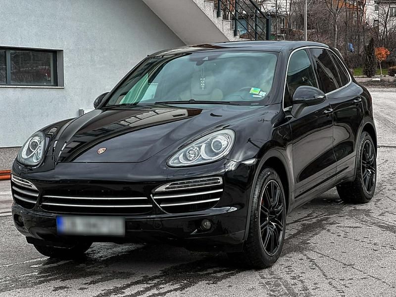 Second-hand Porsche Cayenne 245 CP (180 kW) 2014 Negru SUV
