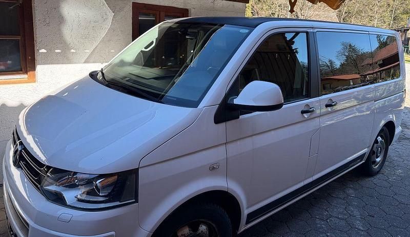 Gebraucht VW Multivan Edition 179 PS (131 kW) 2015 Weiß Van / Kleinbus