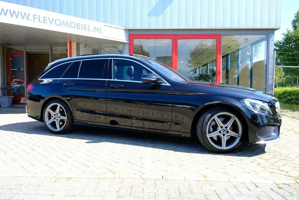 Gebraucht Mercedes C300 Edition 204 PS (150 kW) 2017 Schwarz Kombi