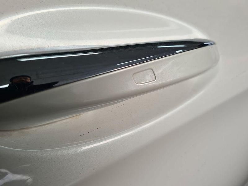 Gebraucht Mercedes GLC300e AMG 194 PS (142 kW) 2021 Weiß SUV