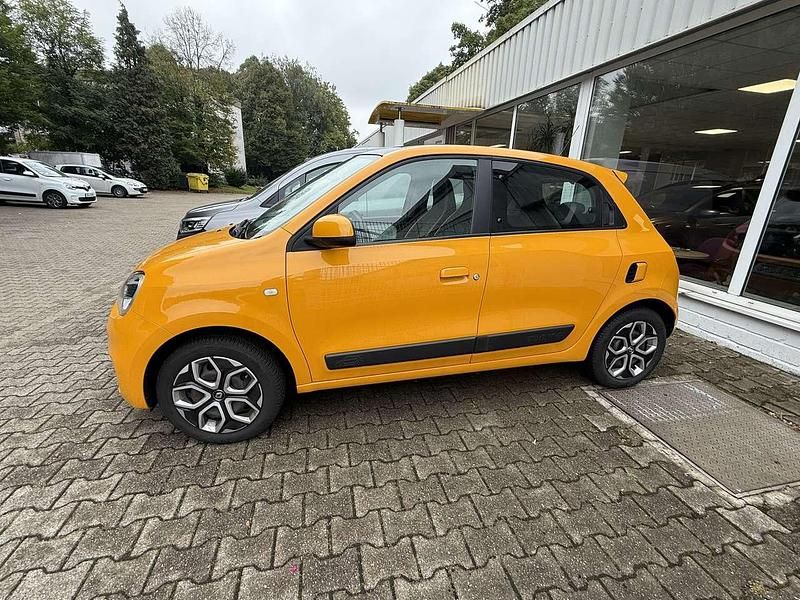 Gebraucht Renault Twingo LIMITED 73 PS (53 kW) 2020 Mangogelb Kleinwagen