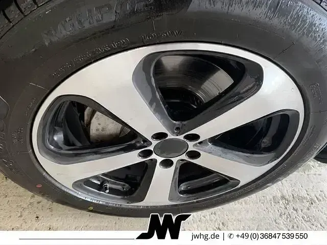 Gebraucht Mercedes GLC250 211 PS (155 kW) 2018 Schwarz SUV