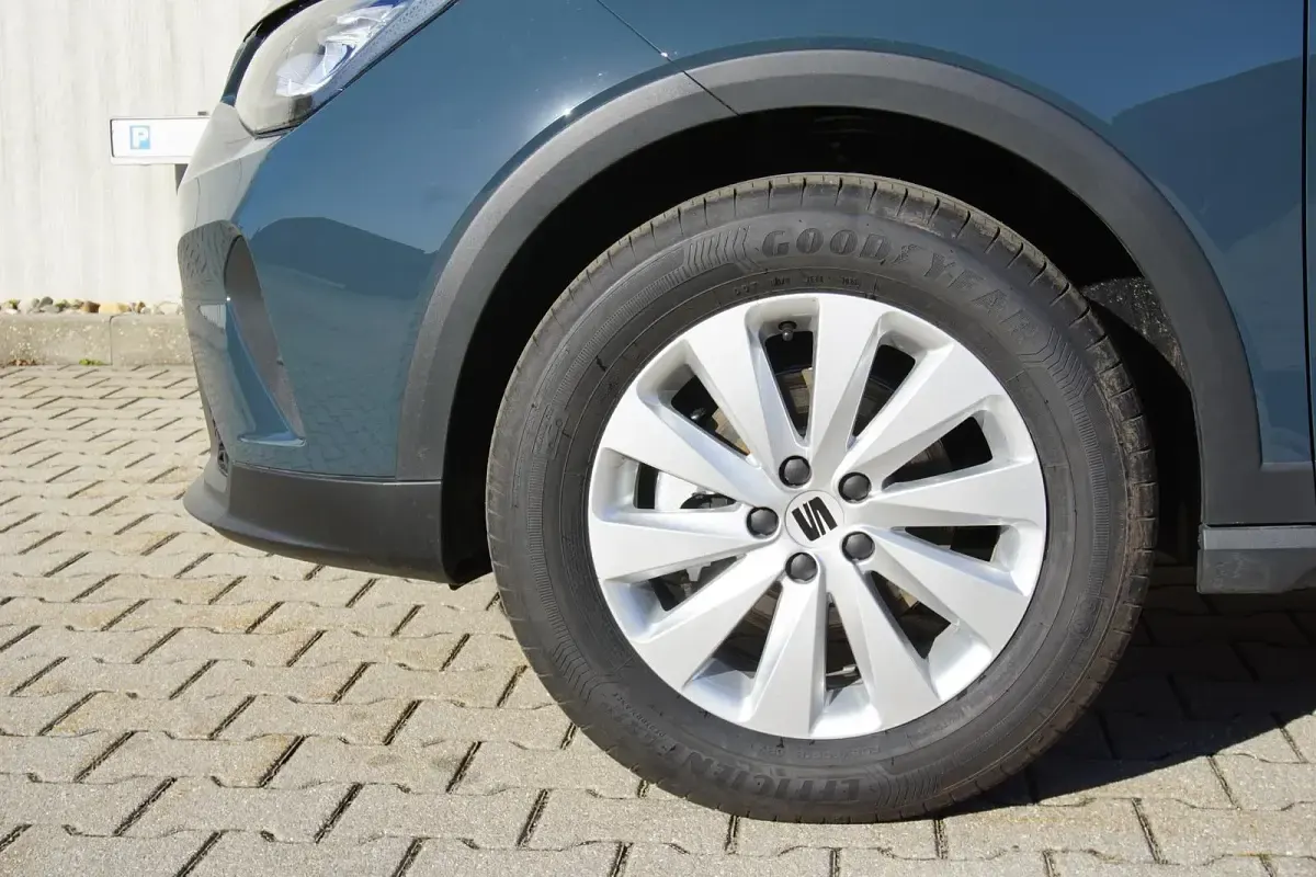 Neu Seat Arona Style 95 PS (69 kW) 2026 Fiord blau SUV