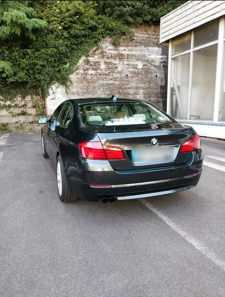 Gebraucht BMW 523 204 PS (150 kW) 2010 Grau Limousine