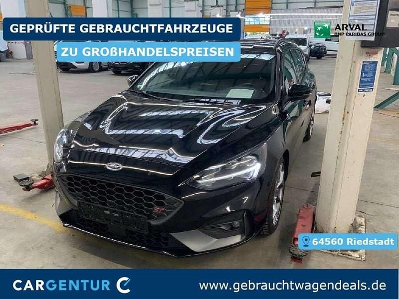 Agate black Gebraucht 2020 Ford Focus ST Kombi | 13.487 € (Superpreis) - Bild 1/2