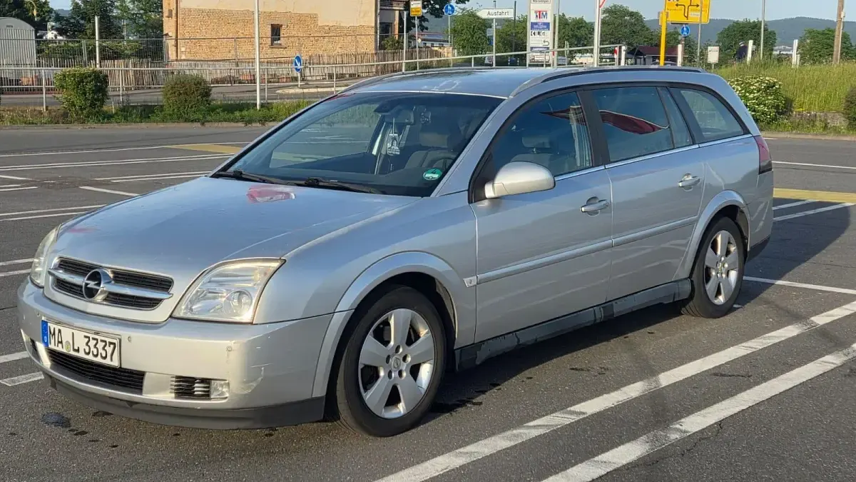 Gebraucht Opel Vectra 150 PS (110 kW) 2004 Grau Kombi