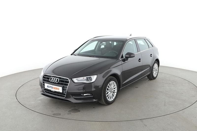Braun Gebraucht 2016 Audi A3 Ambiente Limousine | 15.790 € (Guter Preis) - Bild 1/3