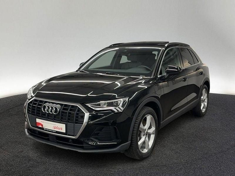 Gebraucht Audi Q3 Ambiente 245 PS (180 kW) 2022 Mythosschwarz metallic SUV