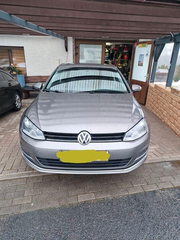 Grau Gebraucht 2017 VW Golf Allstar Limousine | 10.500 € (Superpreis) - Bild 1/4