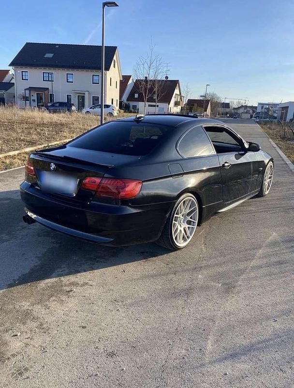 Gebraucht BMW 325 218 PS (160 kW) 2006 Coupé