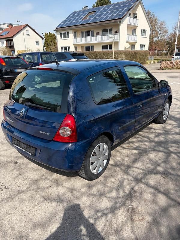 Gebraucht Renault Clio II Campus 58 PS (42 kW) 2006 Blau Kleinwagen
