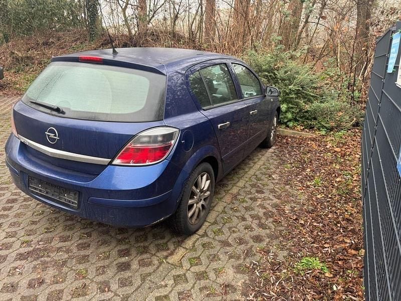 Gebraucht Opel Astra Cosmo 116 PS (85 kW) 2009 Blau Limousine