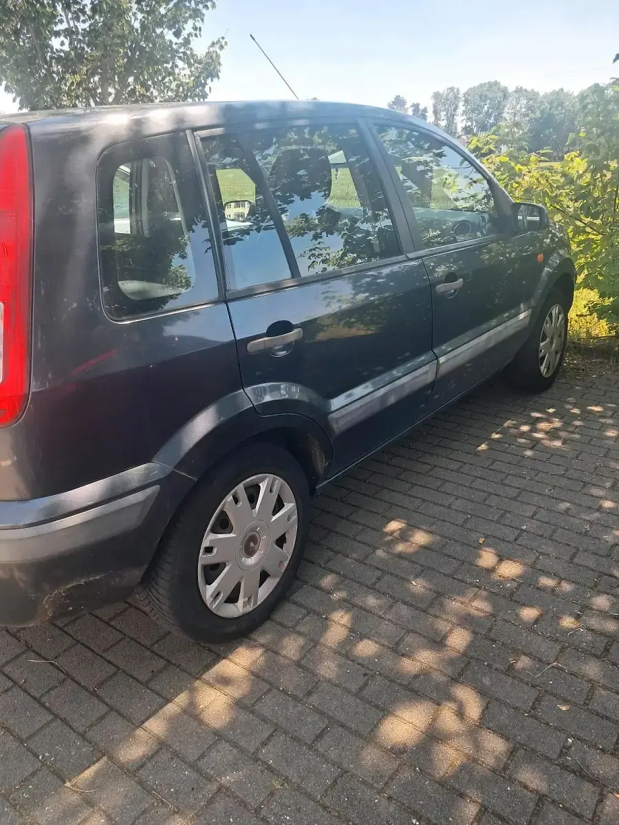 Gebraucht Ford Fusion 75 PS (55 kW) 2005 Schwarz Kleinwagen