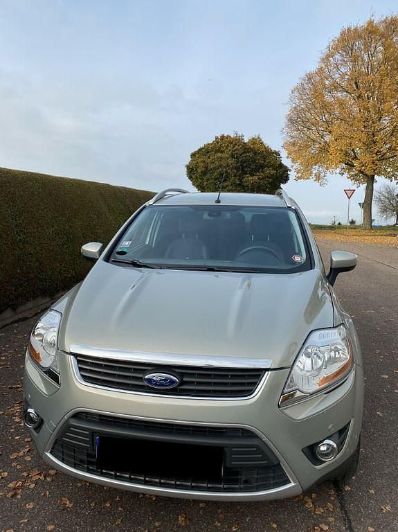 Gebraucht Ford Kuga Titanium 136 PS (100 kW) 2009 Grau SUV