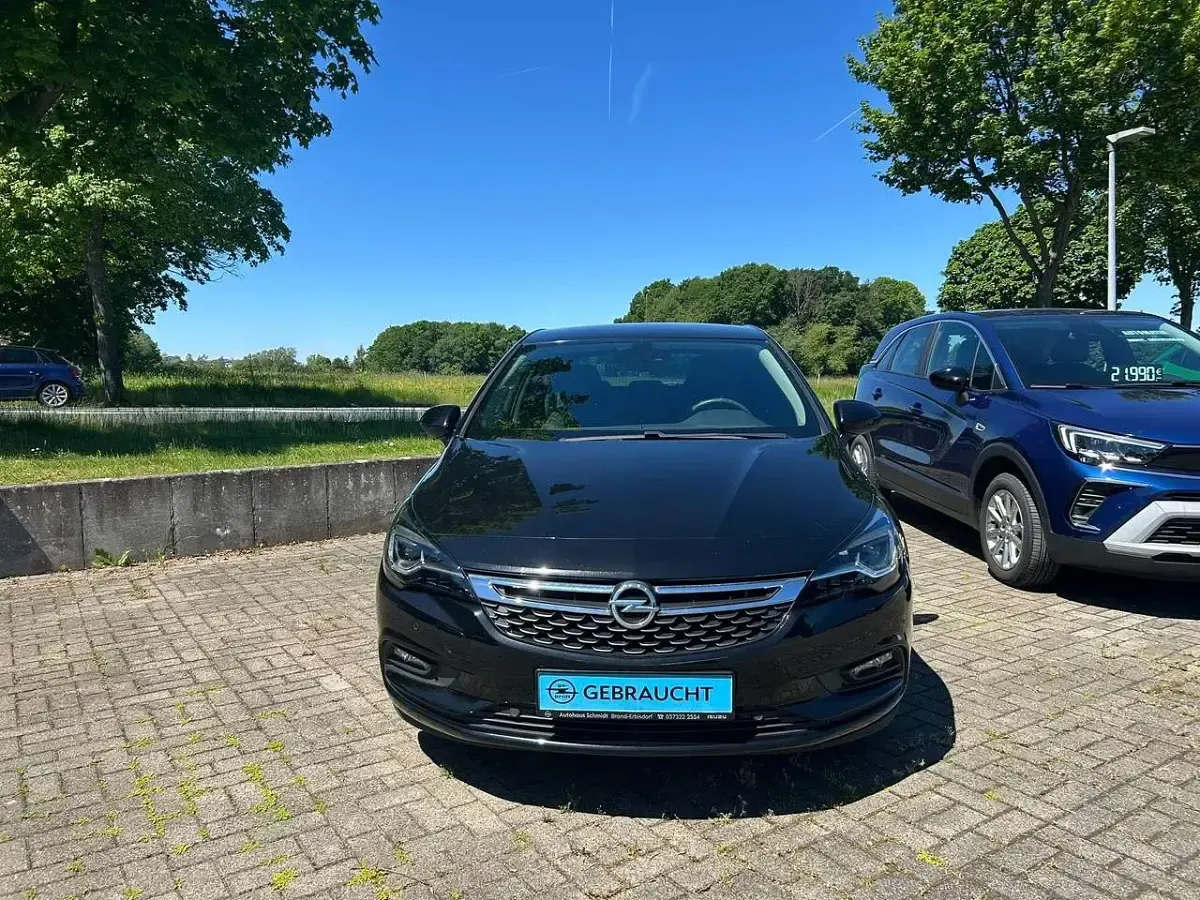Gebraucht Opel Astra Active 150 PS (110 kW) 2017 Onyx schwarz Kleinwagen