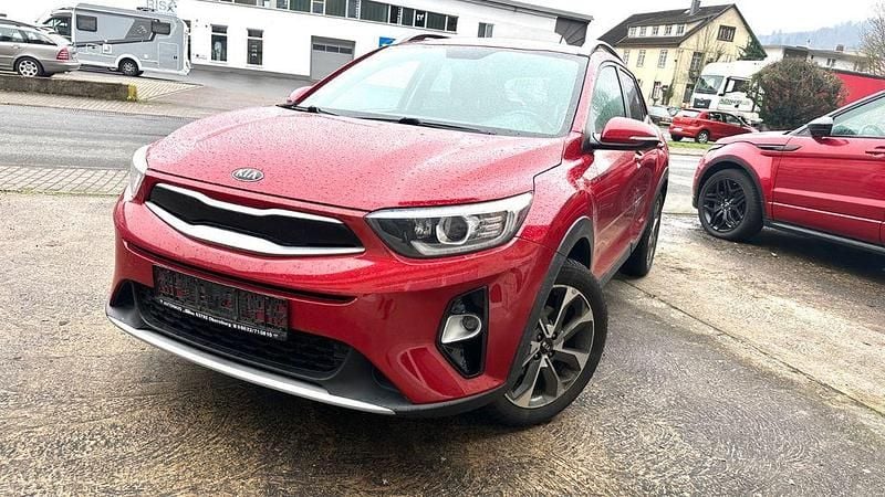 Gebraucht Kia Stonic Vision 120 PS (88 kW) 2018 Rot SUV
