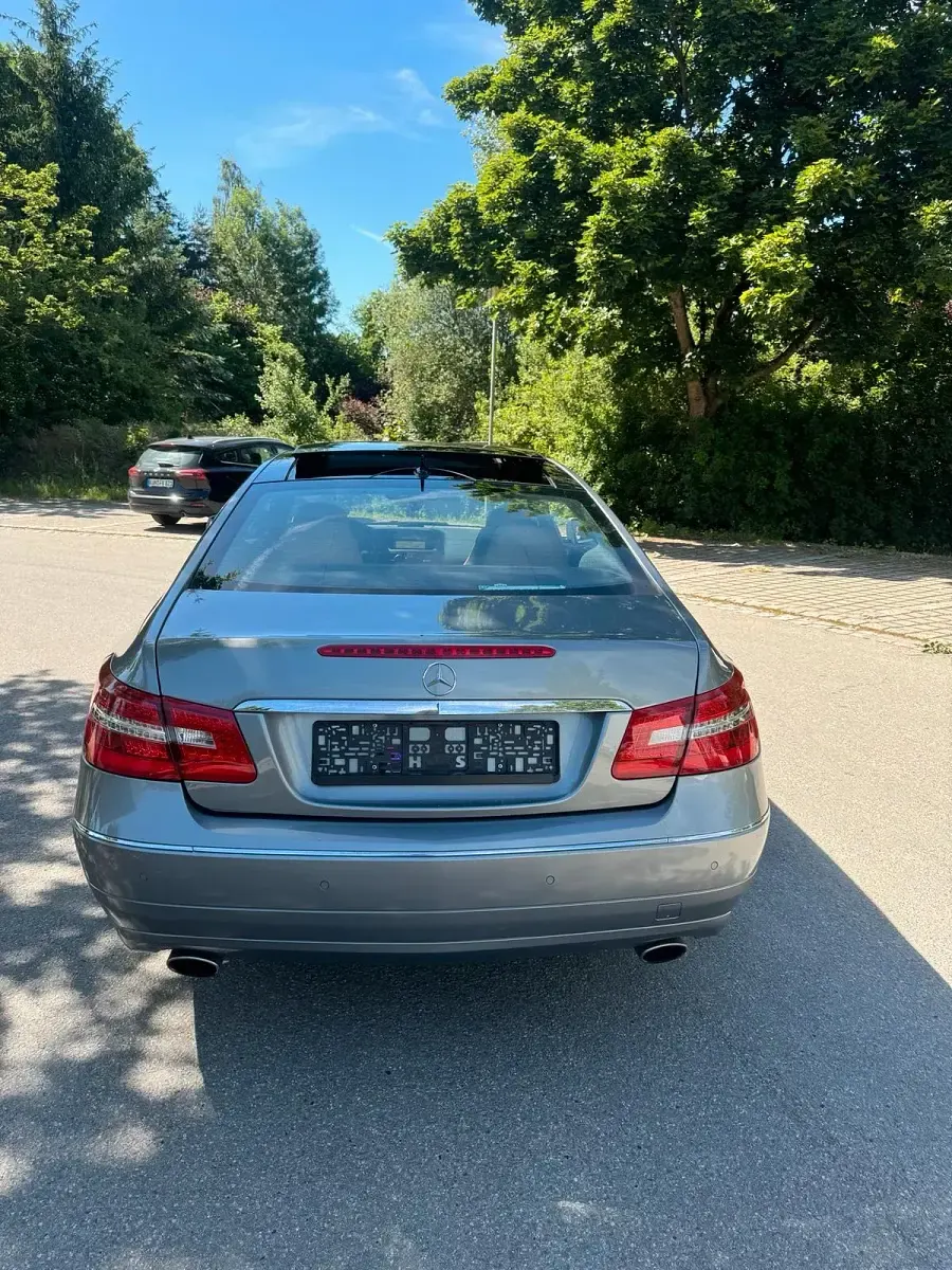 Gebraucht Mercedes E350 292 PS (214 kW) 2010 Coupé