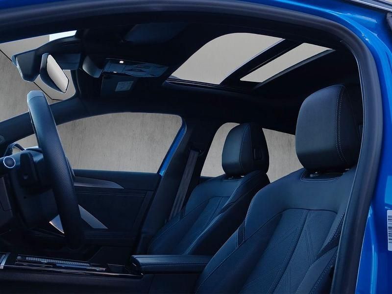 Gebraucht Opel Astra Ultimate 131 PS (96 kW) 2024 Premium "kobalt blau" Kombi