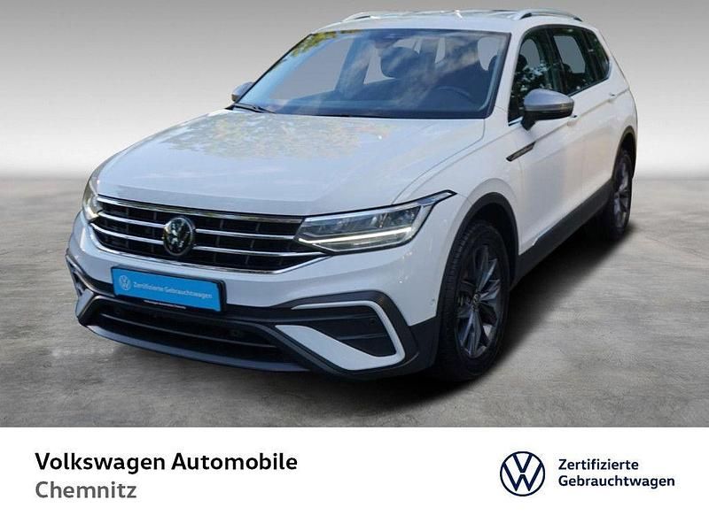 Pure white Gebraucht 2022 VW Tiguan Allspace Life SUV | 34.630 € (Fairer Preis) - Bild 1/4