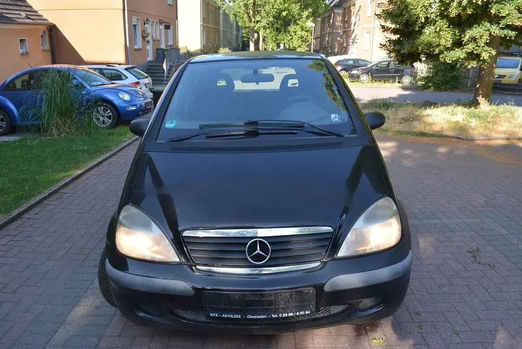 Gebraucht Mercedes A170 Elegance 95 PS (69 kW) 2001 Schwarz Kleinwagen