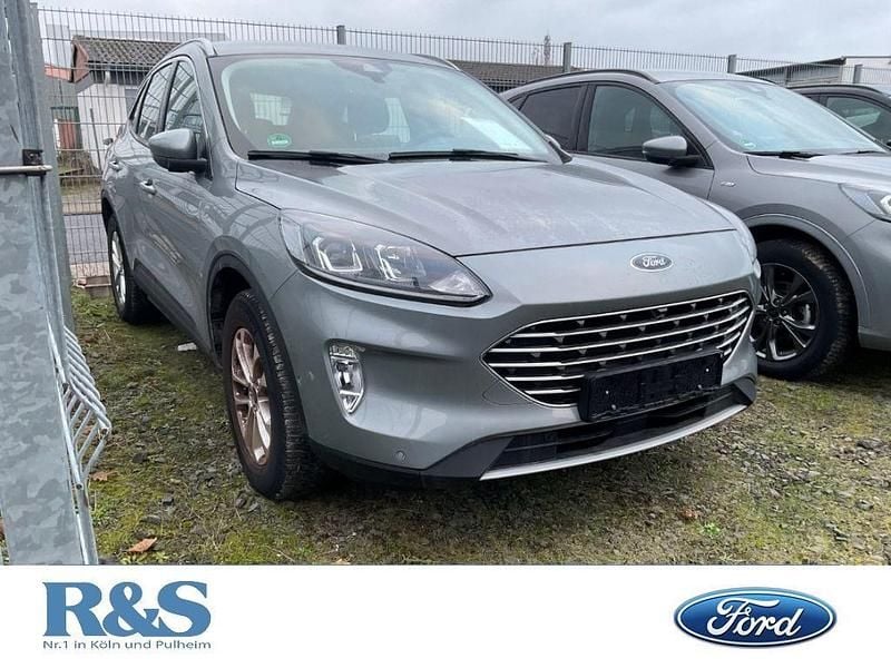 Silber Gebraucht 2022 Ford Kuga Titanium SUV | 22.890 € (Guter Preis) - Bild 1/2
