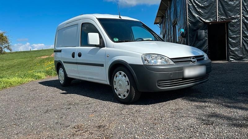 Second-hand Opel Combo 100 CP (73 kW) 2007 Alb Monovolum