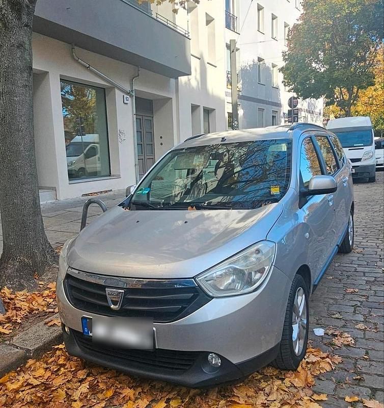 Silber Gebraucht 2013 Dacia Lodgy Van / Kleinbus | 4.300 € (Guter Preis) - Bild 1/4