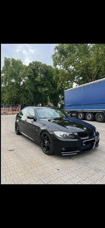 Schwarz Gebraucht 2008 BMW 335 M Sport Limousine | 13.890 € (Etwas zu teuer) - Bild 1/4