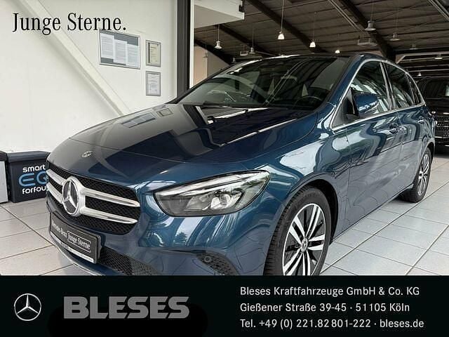 Gebraucht Mercedes B200 Progressive 150 PS (110 kW) 2019 Denimblau Van / Kleinbus