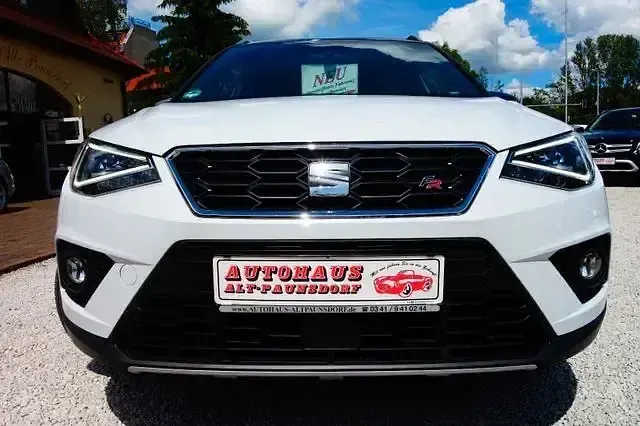 Gebraucht Seat Arona FR 150 PS (110 kW) 2020 Nevada white SUV