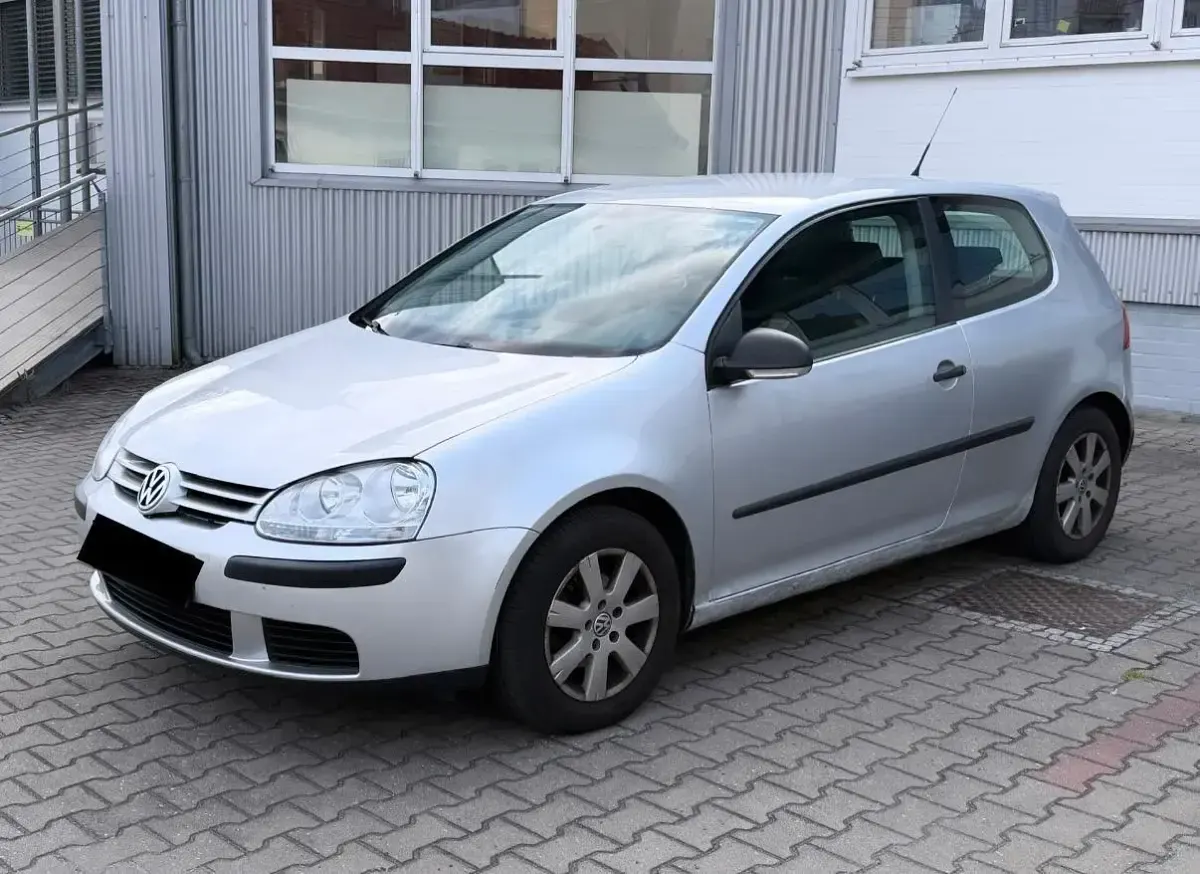 Gebraucht VW Golf V Comfortline 80 PS (58 kW) 2007 Silber Limousine