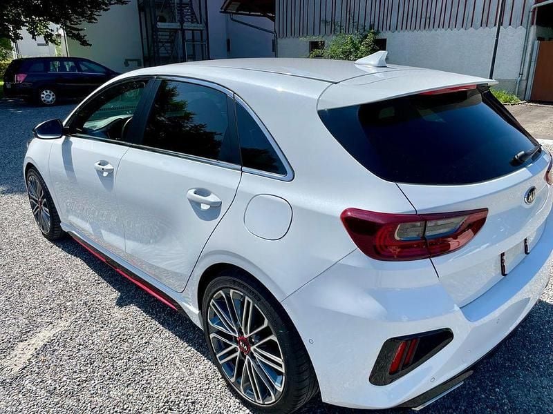 Gebraucht Kia Ceed GT GT 204 PS (150 kW) 2021 Weiß Limousine