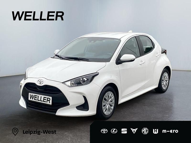 Weiß Gebraucht 2023 Toyota Yaris Comfort Kleinwagen | 16.790 € (Fairer Preis) - Bild 1/4
