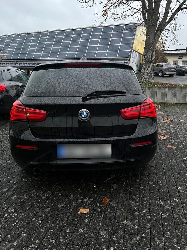 Gebraucht BMW 118 136 PS (100 kW) 2017 Schwarz Kleinwagen