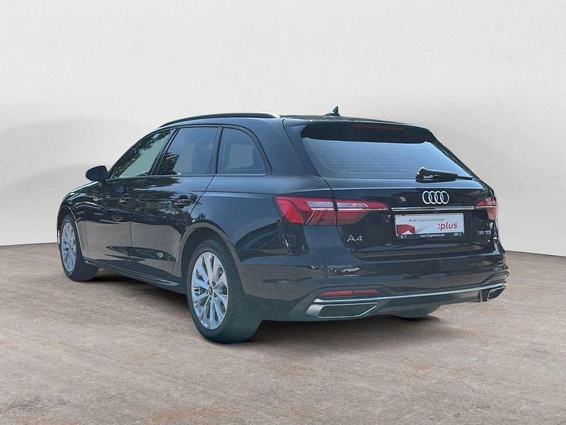Gebraucht Audi A4 Advanced 163 PS (119 kW) 2023 Schwarz Kombi