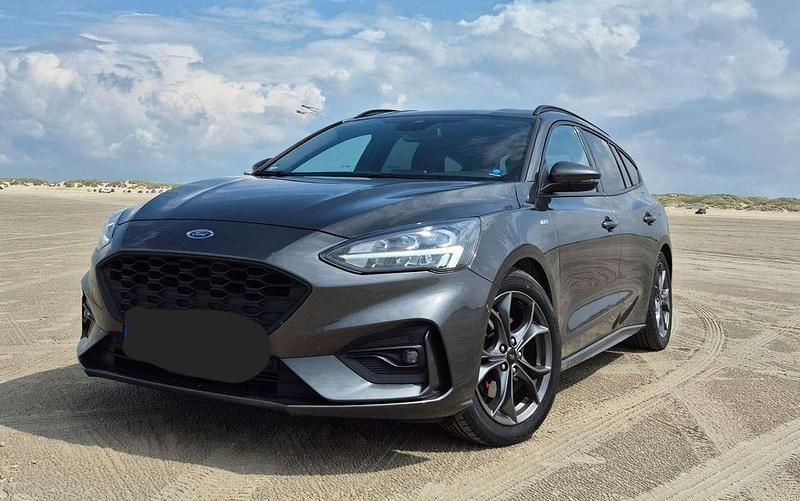 Gebraucht Ford Focus ST-Line 125 PS (91 kW) 2021 Grau Kombi