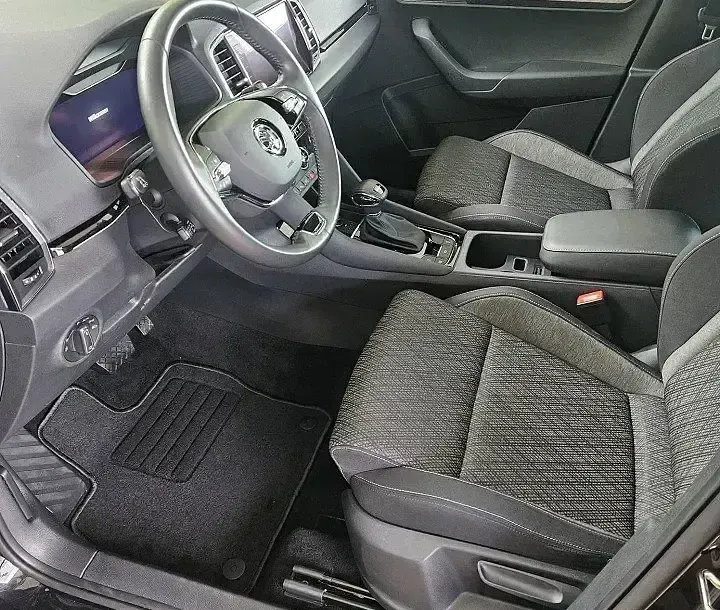 Gebraucht Skoda Karoq Style 150 PS (110 kW) 2022 Blackmagic perleffekt (metallic) SUV