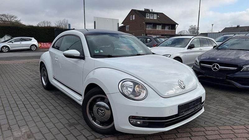 Weiß Gebraucht 2014 VW Beetle Cup Limousine | 8.700 € (Guter Preis) - Bild 1/4